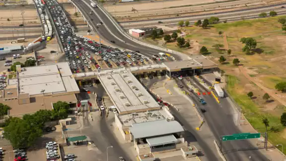 Gobierno de México permanece atento ante la suspensión temporal de operaciones de carga