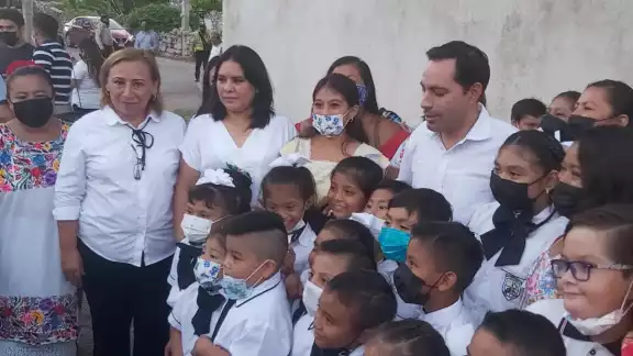 Mauricio Vila llega a Hunucmá para inaugurar el Instituto Municipal de la Mujer Mauricio Vila llega a Hunucmá para inaugurar el Instituto Municipal de la Mujer