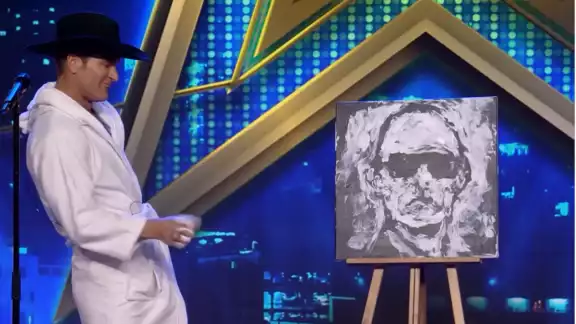 El bailarín sorprendió en un programa de televisión. Foto: Especial El bailarín sorprendió en un programa de televisión. Foto: Especial
