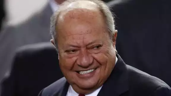 A lo largo de su trayectoria al frente del sindicato de Pemex, Carlos Romero Deschamps estuvo envuelto en varias polémicas