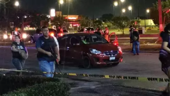 Juez de Control en turno del Segundo Distrito Judicial, vinculó al hombre solo por posesión de drogas y arma de fuego Juez de Control en turno del Segundo Distrito Judicial, vinculó al hombre solo por posesión de drogas y arma de fuego