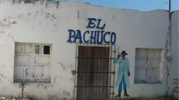 Habitantes afirman que hay más de 10 lugares que operan de manera clandestina