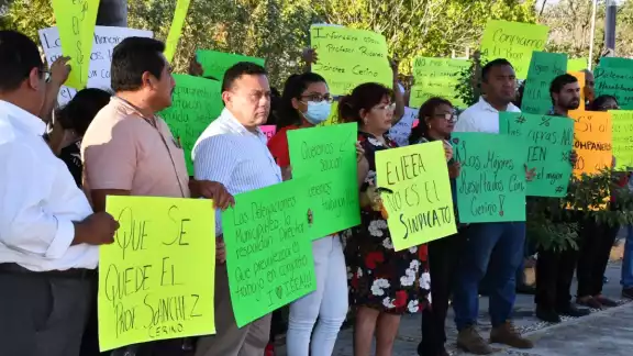 El director presentó denuncias por pintas que hicieron