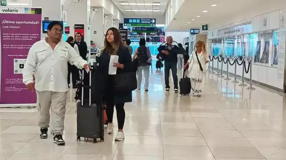 Hay regular afluencia de pasajeros en el aeropuerto de Mérida Hay regular afluencia de pasajeros en el aeropuerto de Mérida