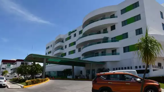 Observar directamente el sol dejaría graves consecuencias para la salud