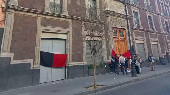 La huelga arrancó por la mañana de este 15 de febrero La huelga arrancó por la mañana de este 15 de febrero