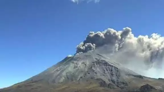 El Centro Nacional de Prevención de Desastres (Cenapred) realiza el monitoreo continuo
de la actividad del volcán El Centro Nacional de Prevención de Desastres (Cenapred) realiza el monitoreo continuo
de la actividad del volcán
