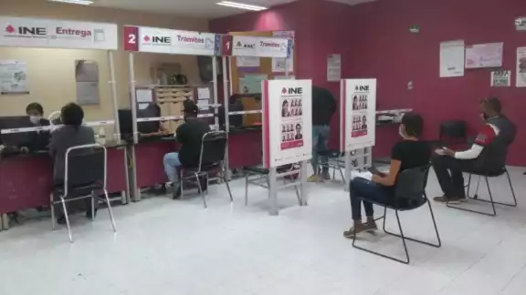 El INE dio a conocer la fecha límite para que puedas tramitar tu credencial para votar y puedas participar en los comicios del 2 de junio El INE dio a conocer la fecha límite para que puedas tramitar tu credencial para votar y puedas participar en los comicios del 2 de junio