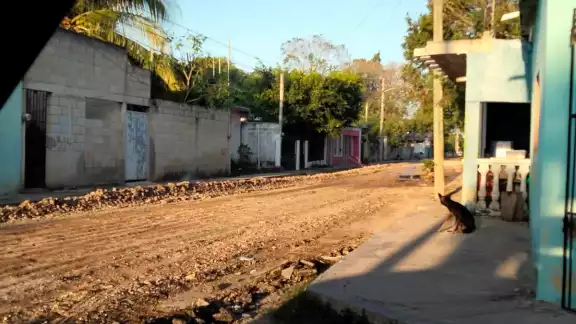 Indicaron que tampoco pueden transitar con sus vehículos en esas zonas Indicaron que tampoco pueden transitar con sus vehículos en esas zonas