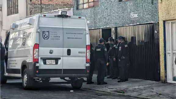 Víctor "N" está acusado de ejecutar a una joven de 17 años y lesionar de gravedad a su madre Víctor "N" está acusado de ejecutar a una joven de 17 años y lesionar de gravedad a su madre