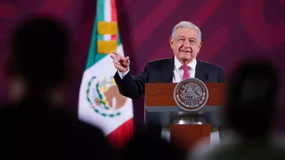 El Presidente Andrés Manuel López Obrador, desmintió que haya más de 350 muertos por el Huracán Otis, en Acapulco El Presidente Andrés Manuel López Obrador, desmintió que haya más de 350 muertos por el Huracán Otis, en Acapulco