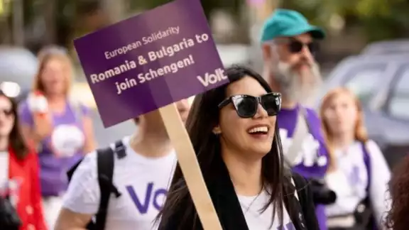 La Comisión Europea y el Parlamento Europeo llevan años asegurando que Bulgaria y Rumanía, están preparados para entrar en Schengen La Comisión Europea y el Parlamento Europeo llevan años asegurando que Bulgaria y Rumanía, están preparados para entrar en Schengen