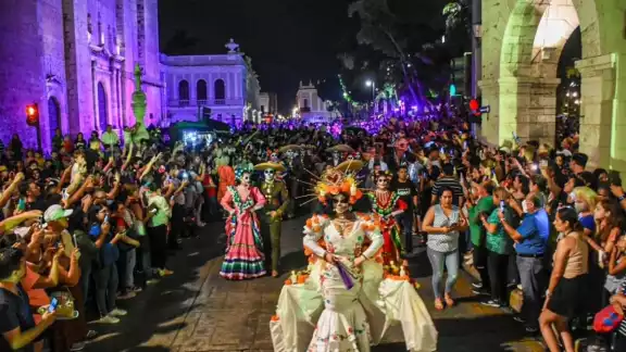 El desfile de catrinas en Mérida, este año será un día sábado El desfile de catrinas en Mérida, este año será un día sábado