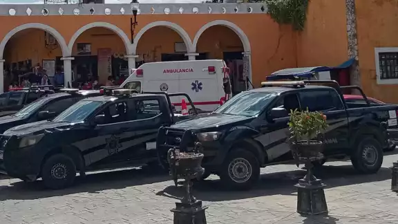 Al lugar llegaron elementos y paramédicos Al lugar llegaron elementos y paramédicos