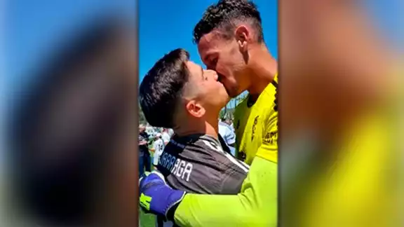 El portero Alberto Lejárraga hace pública su homosexualidad