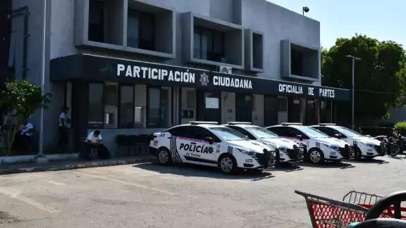 Es mediante el respeto y sin lastimar a las personas Es mediante el respeto y sin lastimar a las personas