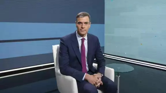 El presidente de España, Pedro Sánchez, declaró estar motivado para continuar en el cargo luego de amagar con una dimisión El presidente de España, Pedro Sánchez, declaró estar motivado para continuar en el cargo luego de amagar con una dimisión