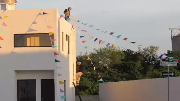 Niño muere al caer del segundo piso de una casa en Mérida