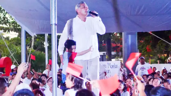 En las asambleas Informativas, el exgobernador de Tabasco aprovechó para criticar a la oposición por el tema de los libros de texto gratuitos