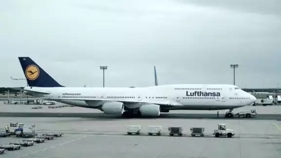 A partir de este miércoles 28 de febrero, el personal de tierra de Lufthansa fue convocado a huelga de advertencia de tres días A partir de este miércoles 28 de febrero, el personal de tierra de Lufthansa fue convocado a huelga de advertencia de tres días