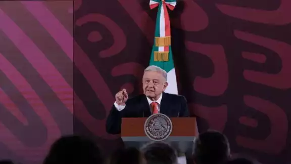El presidente de la República propuso buscar alternativas como “mafia del poder” o “conservadurismo corrupto”, para no infringir las nuevas directrices El presidente de la República propuso buscar alternativas como “mafia del poder” o “conservadurismo corrupto”, para no infringir las nuevas directrices
