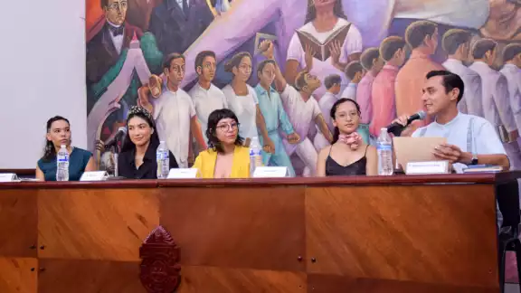 Jornadas Literarias Peninsulares, evento donde destacó la presencia de las mujeres Jornadas Literarias Peninsulares, evento donde destacó la presencia de las mujeres