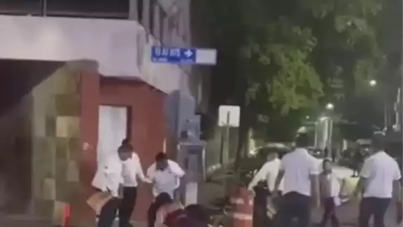 Hasta 6 taxistas participaron en la golpiza Hasta 6 taxistas participaron en la golpiza