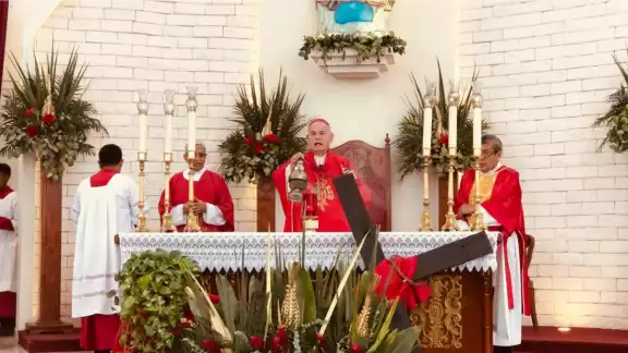 Obispo de Quintana Roo anunció en la misa del Domingo de Ramos el viacrucis playero en Cancún Obispo de Quintana Roo anunció en la misa del Domingo de Ramos el viacrucis playero en Cancún