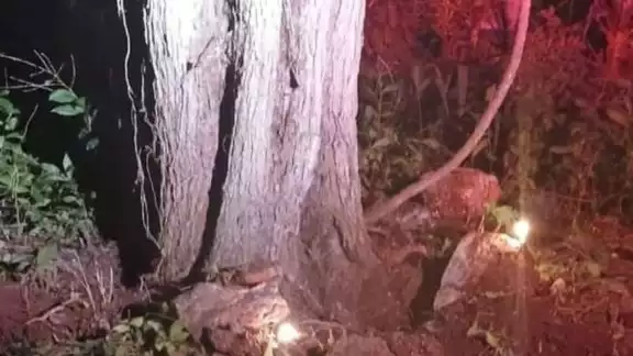 El año pasado un ciudadano descubrió a un hombre haciendo rituales de brujería en su casa El año pasado un ciudadano descubrió a un hombre haciendo rituales de brujería en su casa