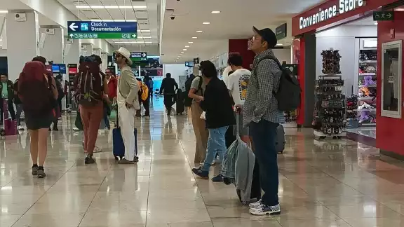 Las lluvias suelen causar el retraso de vuelos Las lluvias suelen causar el retraso de vuelos