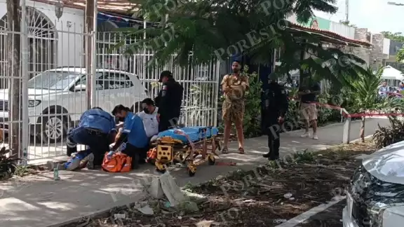 Los policías municipales no pudieron dar con el paradero del agresor Los policías municipales no pudieron dar con el paradero del agresor