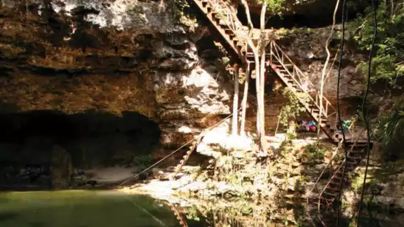 Todos los cenotes de Yucatán cierran a las 5 de la tarde Todos los cenotes de Yucatán cierran a las 5 de la tarde