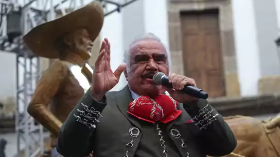Vicente Fernández dedicó gran parte de su vida a la música; sin embargo, su fortuna no fue fruto de su carrera como cantante
Vicente Fernández dedicó gran parte de su vida a la música; sin embargo, su fortuna no fue fruto de su carrera como cantante