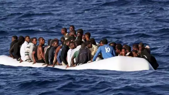 Al menos 30 personas mueren ahogadas en Nigeria cuando huían de un ataque Al menos 30 personas mueren ahogadas en Nigeria cuando huían de un ataque