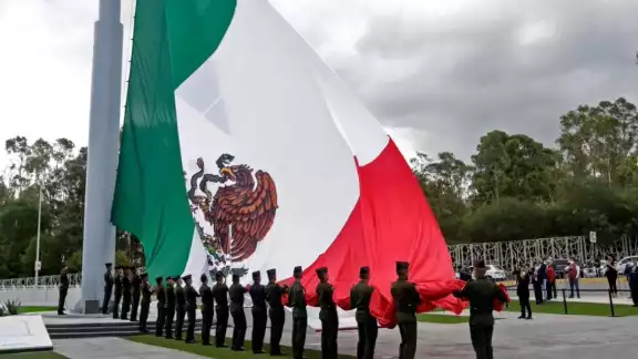 El presidente Andrés Manuel López Obrador conmemora el Día de la Bandera en Mazatlán, Sinaloa El presidente Andrés Manuel López Obrador conmemora el Día de la Bandera en Mazatlán, Sinaloa