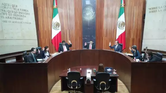 La Sala Superior del TEPJF confirmó los criterios de paridad del INE, por lo que los partidos deberán postular a cinco candidatas para las gubernaturas en 2024 La Sala Superior del TEPJF confirmó los criterios de paridad del INE, por lo que los partidos deberán postular a cinco candidatas para las gubernaturas en 2024