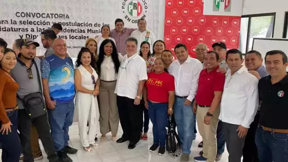 El evento contó con la presencia de líderes. El evento contó con la presencia de líderes.