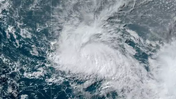 La Tormenta Tropical Bret toma fuerza en el Atlántico La Tormenta Tropical Bret toma fuerza en el Atlántico