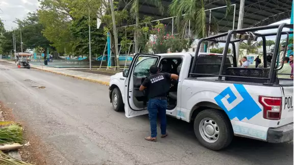El sujeto, quien sólo fue identificado como “Kike” opuso resistencia y en ese momento, los ocupantes del vehículo le dispararon El sujeto, quien sólo fue identificado como “Kike” opuso resistencia y en ese momento, los ocupantes del vehículo le dispararon
