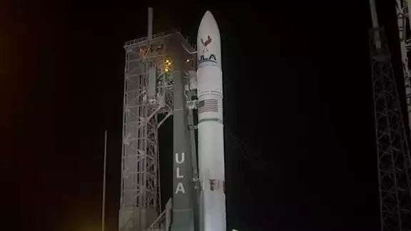 La misión 'Colmena' llegará en un mes a la Luna La misión 'Colmena' llegará en un mes a la Luna