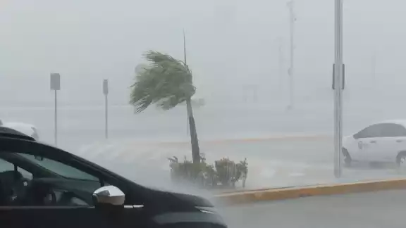 En esos momentos el transito vehicular disminuyó