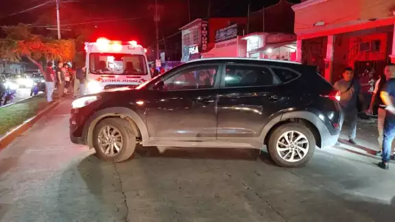 El hombre a borde de la moto cayó 15 metros después del lugar del accidente El hombre a borde de la moto cayó 15 metros después del lugar del accidente
