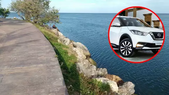 Detienen a tres personas por aparentemente comprar una camioneta robada Detienen a tres personas por aparentemente comprar una camioneta robada
