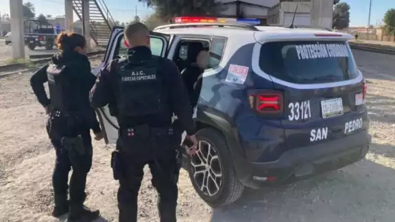 La joven fue puesta en manos de su familia