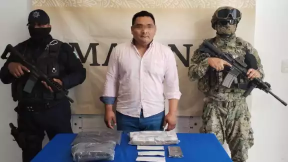 El hombre fue puesto a disposición de la FGE Quintana Roo El hombre fue puesto a disposición de la FGE Quintana Roo