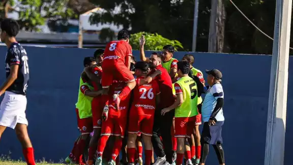 El Boston Cancún FC dio un golpe de autoridad en el inicio de la Segunda Vuelta
El Boston Cancún FC dio un golpe de autoridad en el inicio de la Segunda Vuelta