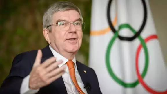 Thomas Bach, presidente del Comité Olímpico Internacional, desvanece las dudas sobre la inauguración de París 2024: "Será en el Sena" Thomas Bach, presidente del Comité Olímpico Internacional, desvanece las dudas sobre la inauguración de París 2024: "Será en el Sena"