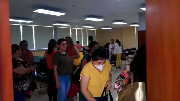 Hay escuelas que no tienen clases de eduación artística por 30 horas Hay escuelas que no tienen clases de eduación artística por 30 horas