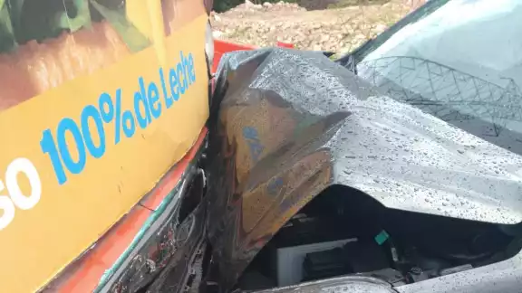 Solamente se registraron daños materiales tras el choque en Umán