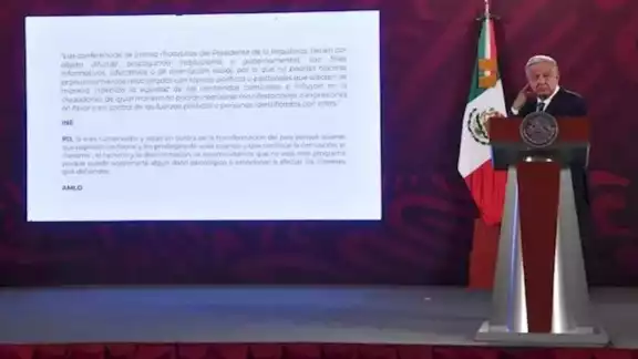 El INE ordenó a presidencia que se retire la 'Postdata' en el mensaje previo al inicio de la Coneferencia Mañanera